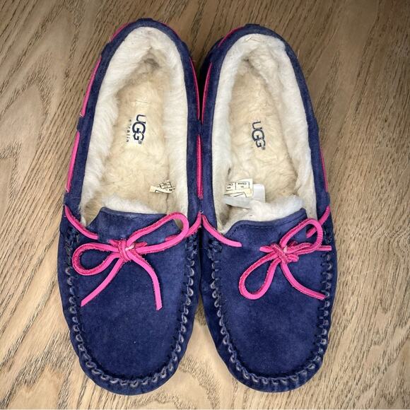UGG Dakota Suede Mocassin Shearling Lined Slippers Purple Pink Women’s Size 7 - Picture 6 of 11